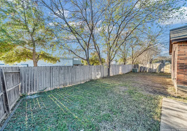 Photo 4 of Sale Pending at 4027 Albright, San Antonio, TX 78247 | MLS# 1932754 | Listing updated on 2026-02-02