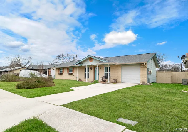 Photo 2 of Sale Pending at 4819 Castle Lance, San Antonio, TX 78218 | MLS# 1932784 | Listing updated on 2026-03-15