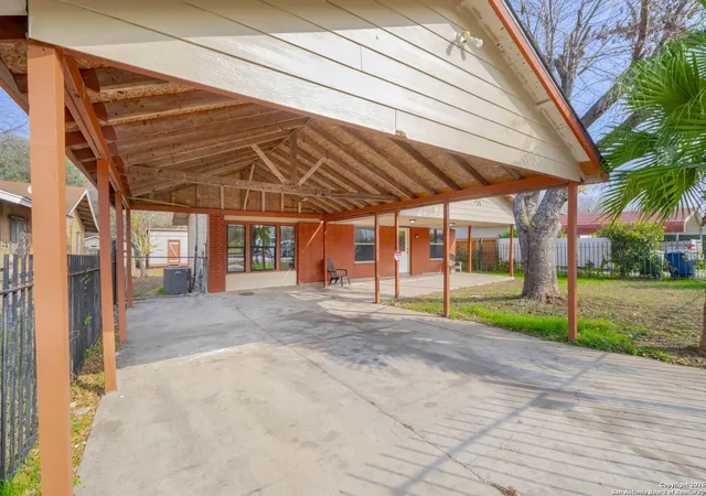 3rd image of 5207 Overpool St, San Antonio, TX 78228 | MLS# 1932833