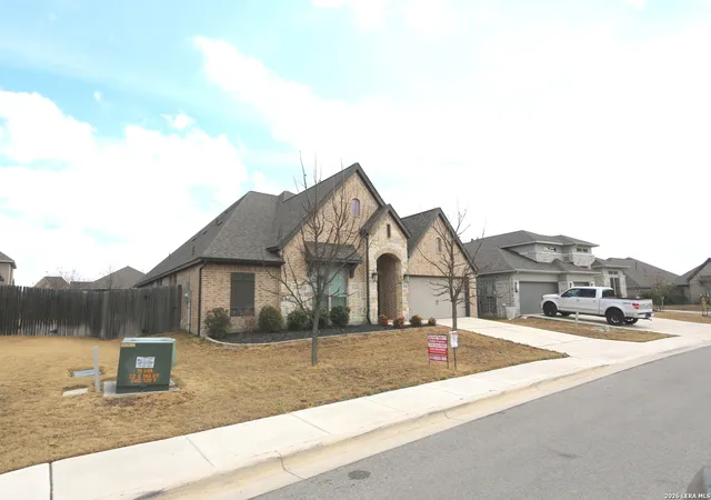 Photo 2 of Sale Pending at 2965 Grv Way, Seguin, TX 78155 | MLS# 1932863 | Listing updated on 2026-04-21