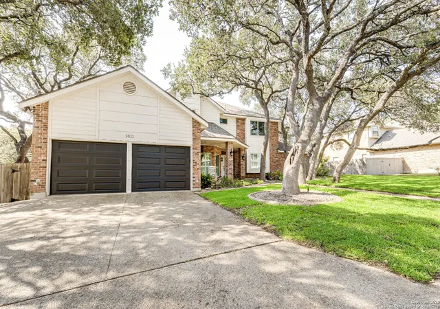 Photo 3 of Sale Pending at 1611 Wood Quail, San Antonio, TX 78248 | MLS# 1932891 | Listing updated on 2026-02-23