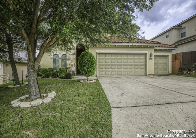 Photo 2 of Single family home for sale at 18306 Muir Glen, San Antonio, TX 78257 | MLS# 1932898 | Listing updated on 2026-04-23