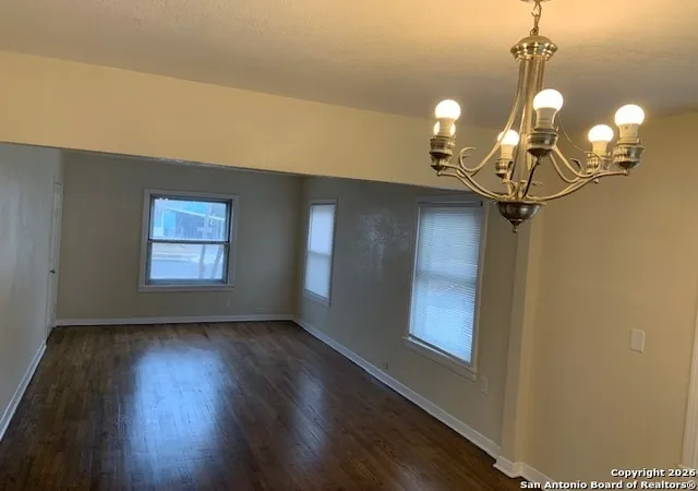 Photo 3 of Sale Pending at 331 S Audubon Dr, San Antonio, TX 78212 | MLS# 1932965 | Listing updated on 2026-01-24