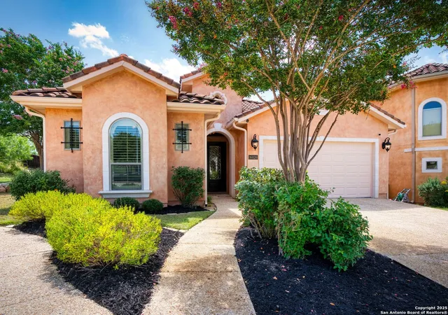 Photo 2 of Sale Pending at 16026 Huebner Blf, San Antonio, TX 78248 | MLS# 1932970 | Listing updated on 2026-03-15