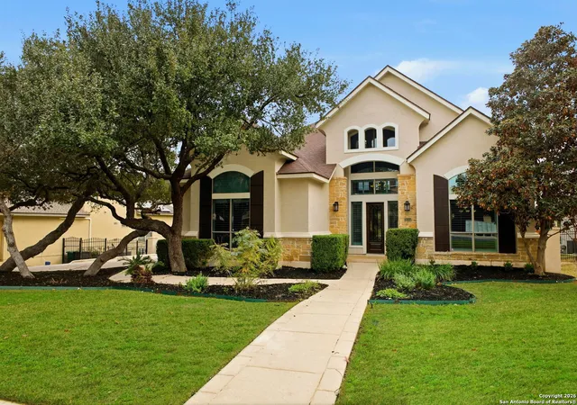 Photo 3 of Sale Pending at 3222 Ivory Crk, San Antonio, TX 78258 | MLS# 1932993 | Listing updated on 2026-01-23