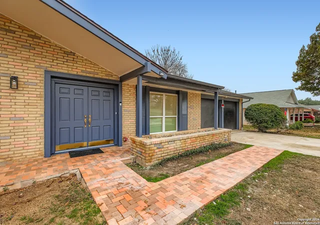 Photo 2 of Sale Pending at 4814 Fairford, San Antonio, TX 78228 | MLS# 1933003 | Listing updated on 2026-05-15
