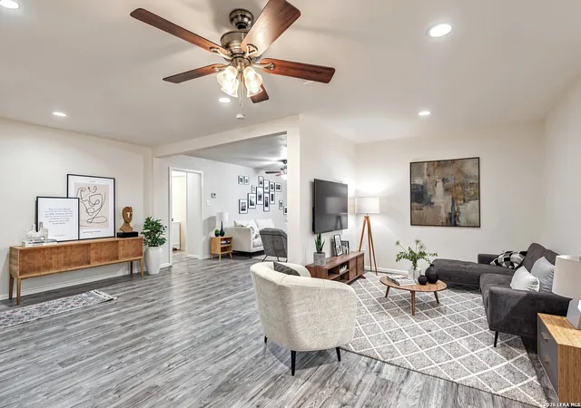 Photo 4 of Sale Pending at 4814 Fairford, San Antonio, TX 78228 | MLS# 1933003 | Listing updated on 2026-05-15