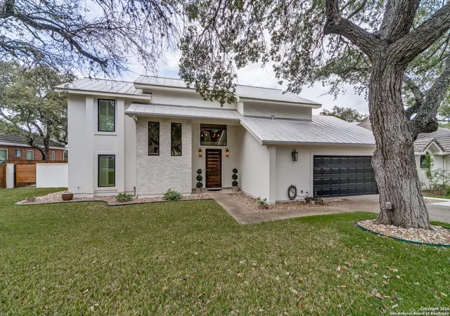 Photo 3 of Sale Pending at 3915 Hunters Rock, San Antonio, TX 78230 | MLS# 1933008 | Listing updated on 2026-03-10