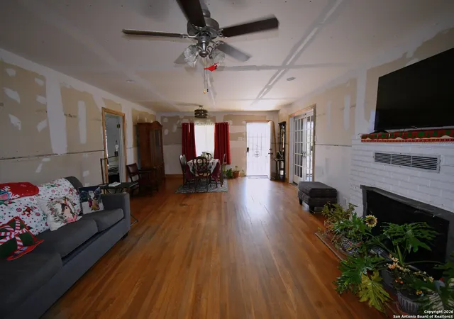 Photo 3 of Single family home for sale at 411 E Ansley, San Antonio, TX 78221 | MLS# 1933009 | Listing updated on 2026-09-16
