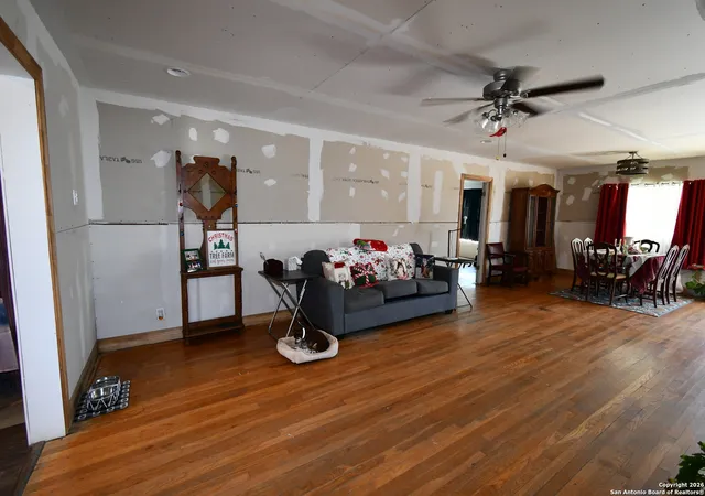 Photo 4 of Single family home for sale at 411 E Ansley, San Antonio, TX 78221 | MLS# 1933009 | Listing updated on 2026-09-16