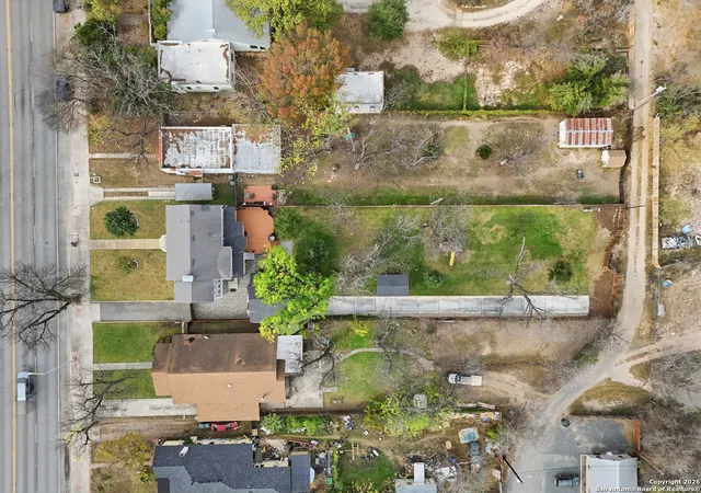 63rd image of 524 N Getty, Uvalde, TX 78801 | MLS# 1933025