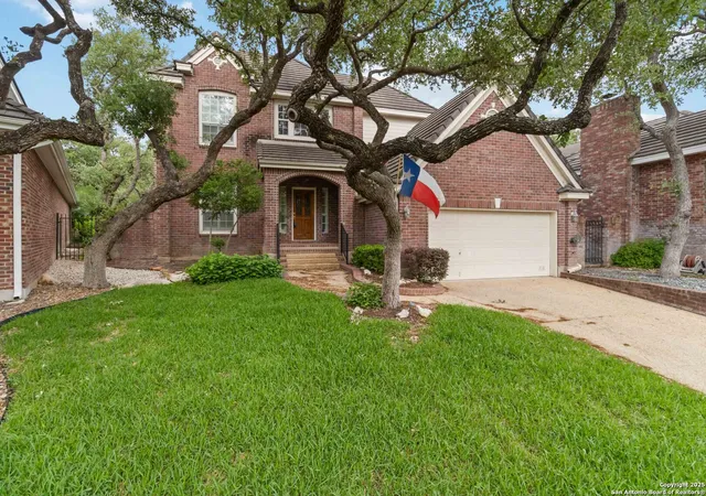 Photo 1 of Sale Pending at 37 Villa Verde, San Antonio, TX 78230 | MLS# 1933040 | Listing updated on 2026-02-09