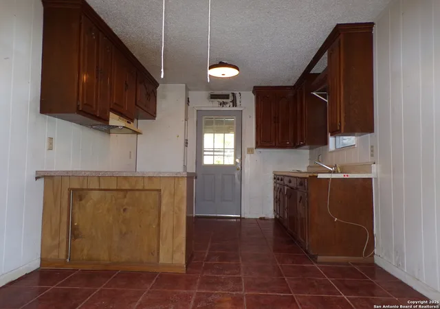 5th image of 222 Pulliam, Uvalde, TX 78801 | MLS# 1933050