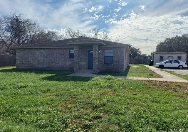 Photo 2 of Multi family home for sale at 9510 Cross Rdg Ln, San Antonio, TX 78263 | MLS# 1933122 | Listing updated on 2026-06-18