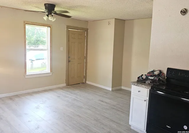 4th image of 907 Hough, Adkins, TX 78101 | MLS# 1933159