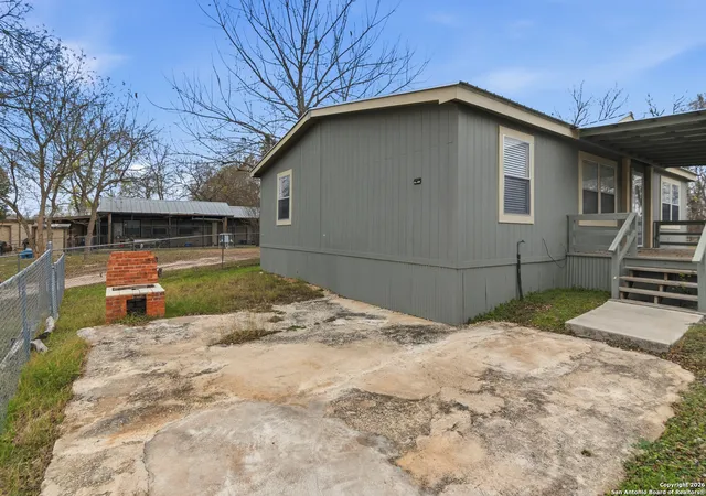 3rd image of 596 Canal, New Braunfels, TX 78130 | MLS# 1933164