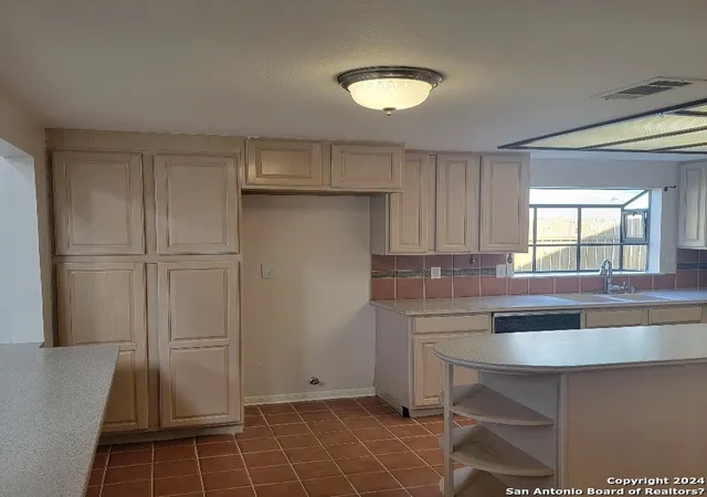Photo 3 of Sale Pending at 6310 Red Fox, San Antonio, TX 78247 | MLS# 1933171 | Listing updated on 2026-04-08