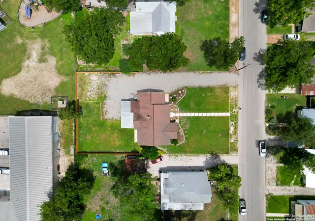 29th image of 456 Magazine, New Braunfels, TX 78130 | MLS# 1933177