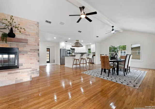 3rd image of 456 Magazine, New Braunfels, TX 78130 | MLS# 1933177