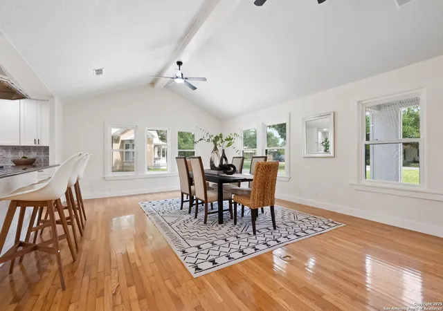 4th image of 456 Magazine, New Braunfels, TX 78130 | MLS# 1933177
