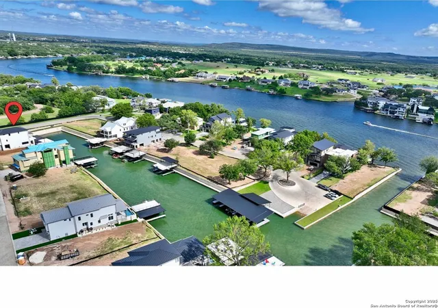 Homes for sale in Kingsland, TX | 420 Lake, Kingsland, TX 78639 | MLS# 1933190