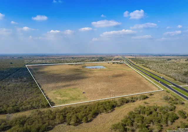 Photo 2 of Land for sale at 10532 Us Hwy 77, Victoria, TX 77905 | MLS# 1933232 | Listing updated on 2026-01-23