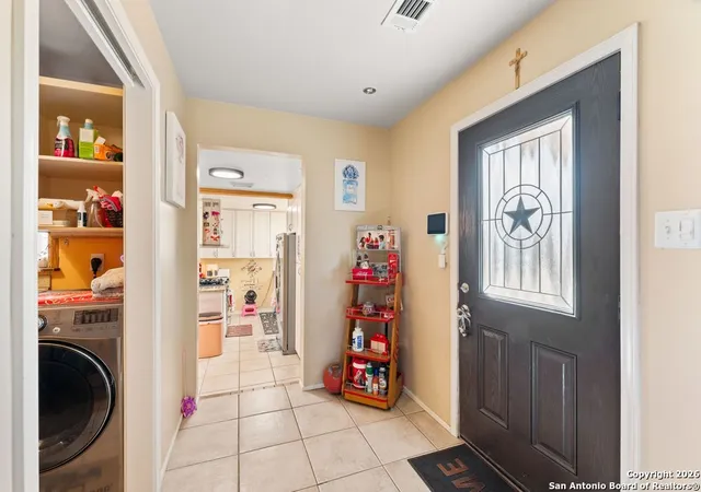 Photo 3 of Single family home for sale at 1226 Aaron Pl, San Antonio, TX 78221 | MLS# 1933305 | Listing updated on 2026-03-04