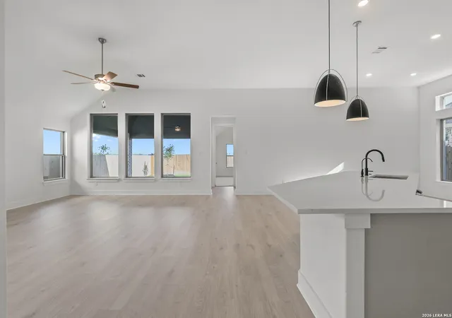 Photo 4 of Sale Pending at 186 Desert Bloom, San Antonio, TX 78253 | MLS# 1933345 | Listing updated on 2026-09-08