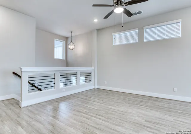 4th image of 8851 Oakland Rd #UNIT 31, San Antonio, TX 78240 | MLS# 1933363