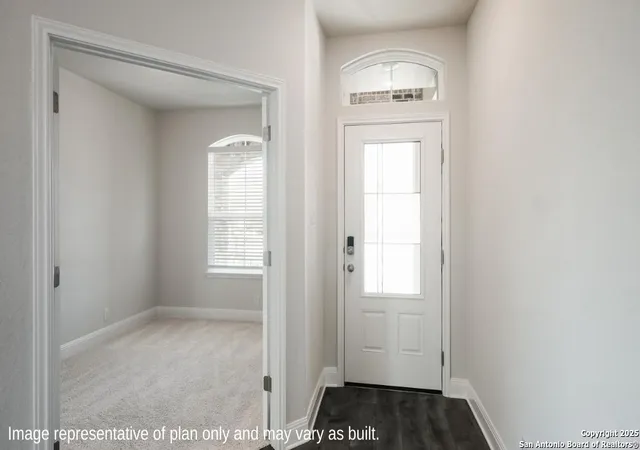 Photo 3 of Sale Pending at 20841 Stonework Spur, San Antonio, TX 78266 | MLS# 1933368 | Listing updated on 2026-02-23