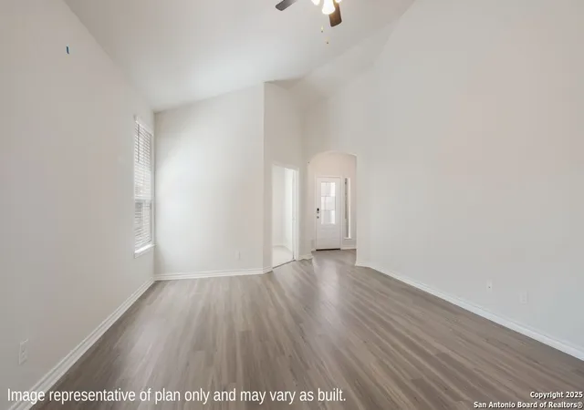 Photo 4 of Sale Pending at 20845 Stonework Spur, San Antonio, TX 78266 | MLS# 1933371 | Listing updated on 2026-03-02