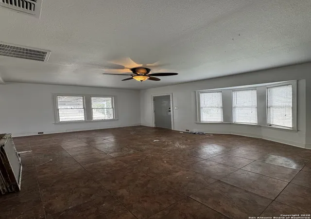 5th image of 3238 Ashby, San Antonio, TX 78228 | MLS# 1933386