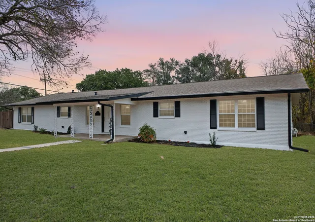 Photo 1 of Sale Pending at 316 Tamworth, San Antonio, TX 78213 | MLS# 1933434 | Listing updated on 2026-03-27