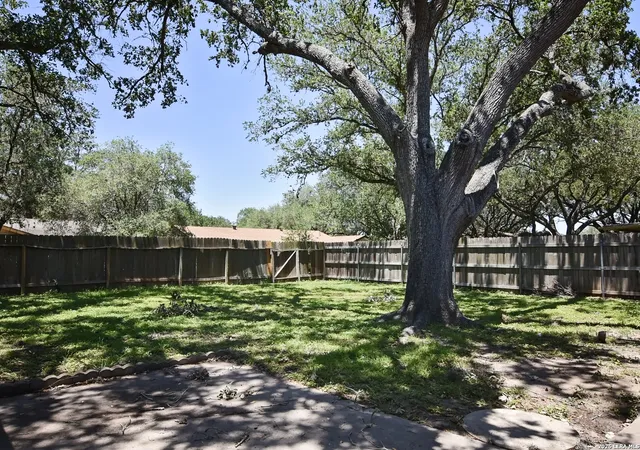 Homes for sale in Beeville, TX | 1405 Palo Blanco, Beeville, TX 78102 | MLS# 1933448