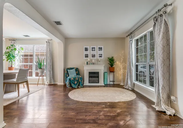 Photo 3 of Sale Pending at 204 Cyn Vista, Cibolo, TX 78108 | MLS# 1933461 | Listing updated on 2026-03-28