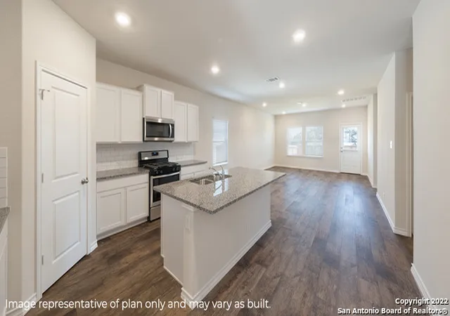 Photo 3 of Sale Pending at 21153 Boulder Flats, San Antonio, TX 78266 | MLS# 1933522 | Listing updated on 2026-02-09