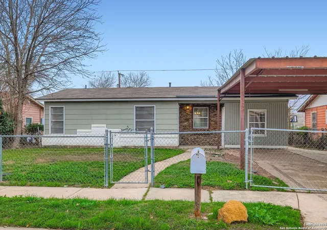 Photo 1 of Sale Pending at 922 Deely Pl, San Antonio, TX 78221 | MLS# 1933525 | Listing updated on 2026-01-30