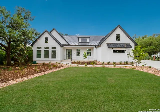 Photo 2 of Single family home for sale at 430 Arthur Court, Spring Branch, TX 78070 | MLS# 1933589 | Listing updated on 2026-09-13