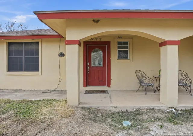 Photo 3 of Sale Pending at 17525 Benton City, Von Ormy, TX 78073 | MLS# 1933615 | Listing updated on 2026-04-15