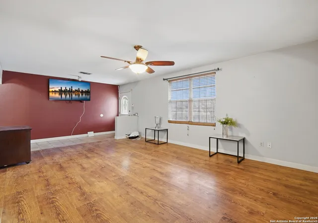 Photo 4 of Sale Pending at 17525 Benton City, Von Ormy, TX 78073 | MLS# 1933615 | Listing updated on 2026-04-15