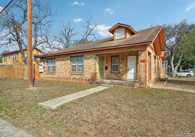 Photo 2 of Sale Pending at 1203 Kayton, San Antonio, TX 78210 | MLS# 1933649 | Listing updated on 2026-02-02
