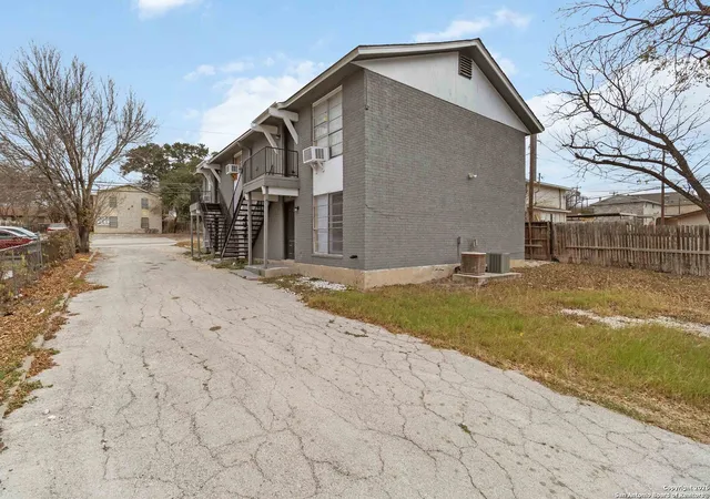 Photo 1 of Sale Pending at 2014 Anchor Dr, San Antonio, TX 78213 | MLS# 1933668 | Listing updated on 2026-02-20