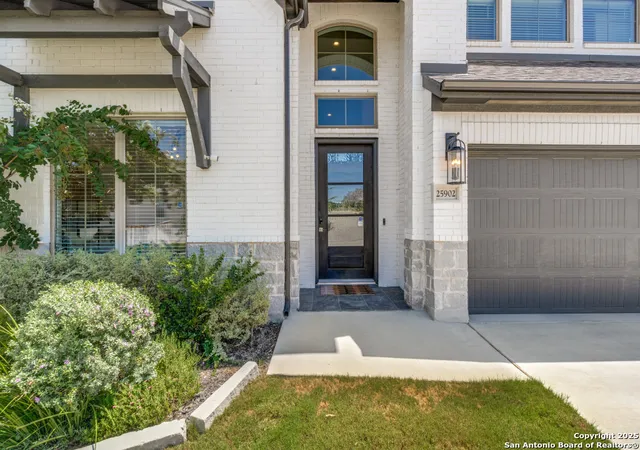 Photo 3 of Single family home for sale at 25902 Madison Ranch, San Antonio, TX 78255 | MLS# 1933837 | Listing updated on 2026-06-05