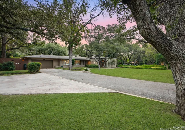 Photo 1 of Sale Pending at 122 Dogwood Ln, San Antonio, TX 78213 | MLS# 1934015 | Listing updated on 2026-02-11