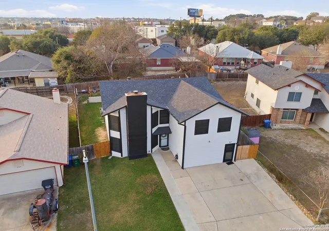 5th image of 301 Cypressgarden, San Antonio, TX 78245 | MLS# 1934019