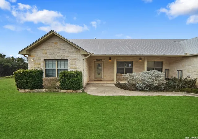 Photo 3 of Single family home for sale at 1748 Fm 3424, Canyon Lake, TX 78133 | MLS# 1934028 | Listing updated on 2026-10-23