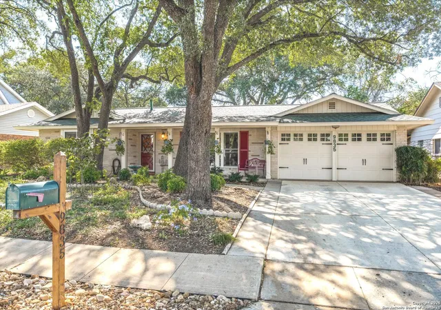 Photo 1 of Sale Pending at 9835 Greentree Dr, San Antonio, TX 78230 | MLS# 1934040 | Listing updated on 2026-02-02