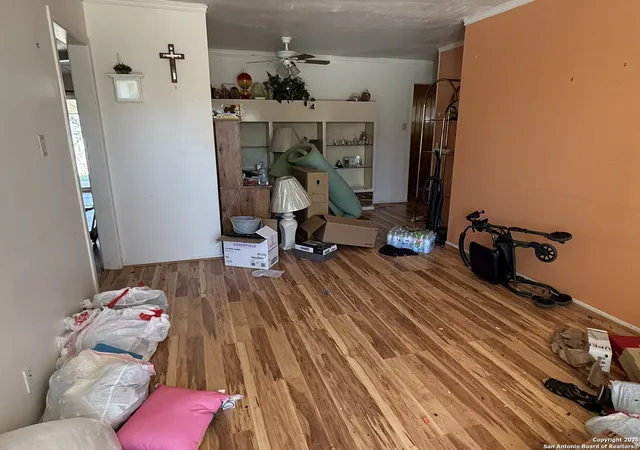 Photo 2 of Sale Pending at 131 Baywell Dr, San Antonio, TX 78227 | MLS# 1934097 | Listing updated on 2026-03-27