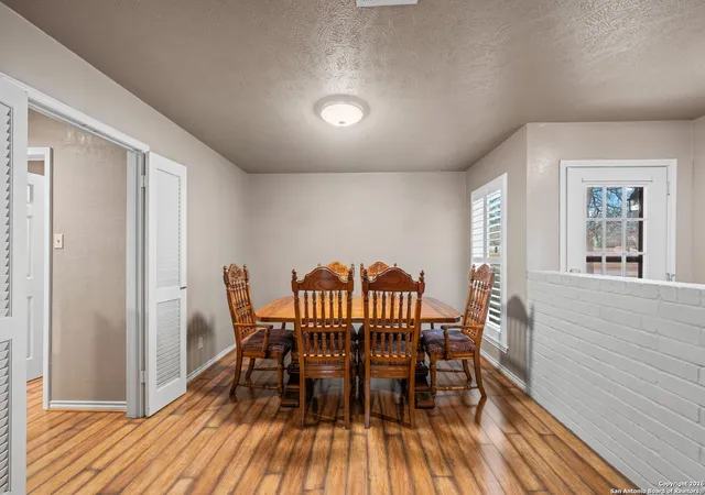 Photo 3 of Single family home for sale at 415 Mack Hollimon, Kerrville, TX 78028 | MLS# 1934148 | Listing updated on 2026-01-20