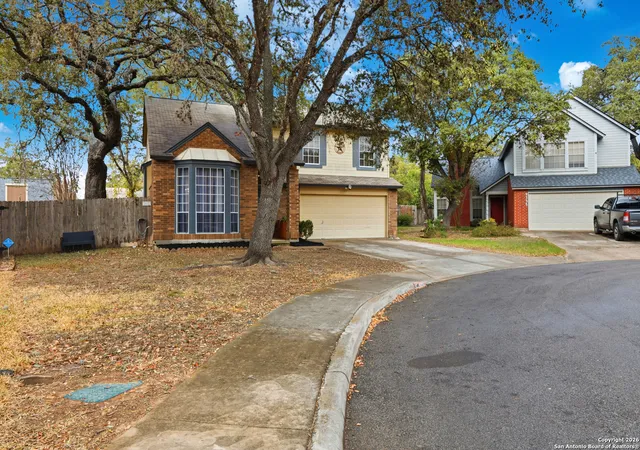 Photo 3 of Sale Pending at 9331 Chattanooga Dr, San Antonio, TX 78240 | MLS# 1934158 | Listing updated on 2026-02-08